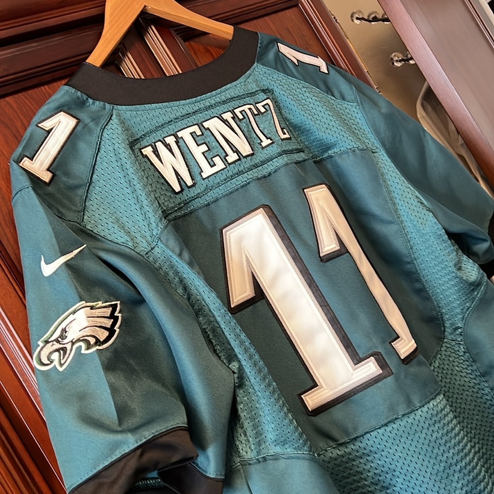 NFL Philadelphia Eagles Wentz #11 Green Classic Jersey! - Picture 3 of 9